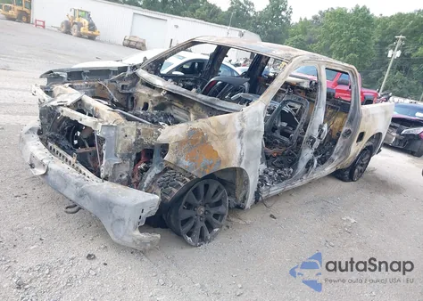 2021 Chevrolet Silverado 1500 4Wd Short Bed Rst z USA, uszkodzony, nr VIN 3GCUYEED2MG203878